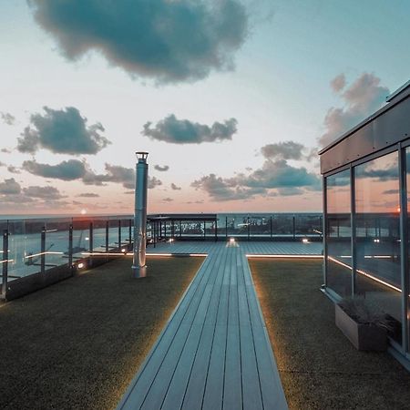 Appartamento Sky Garden Penthouse Klaipėda Esterno foto