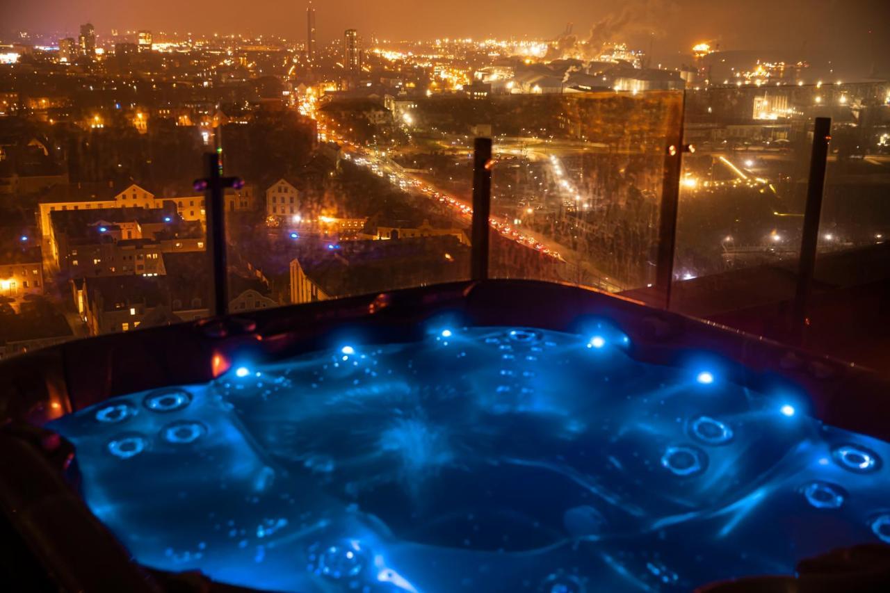 Appartamento Sky Garden Penthouse Klaipėda Esterno foto