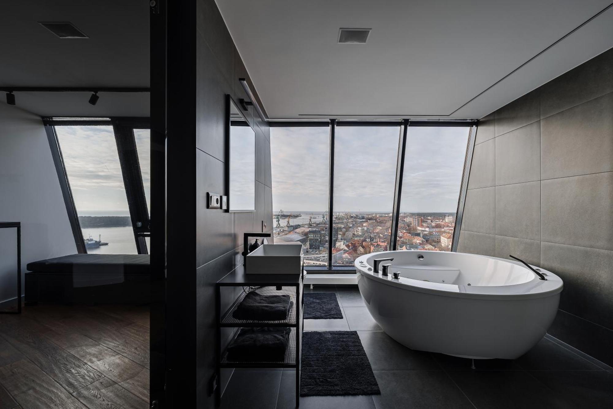 Appartamento Sky Garden Penthouse Klaipėda Esterno foto